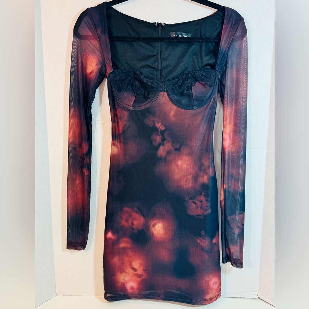 White Fox Black and Red Long Sleeve Mini Dress Size Small